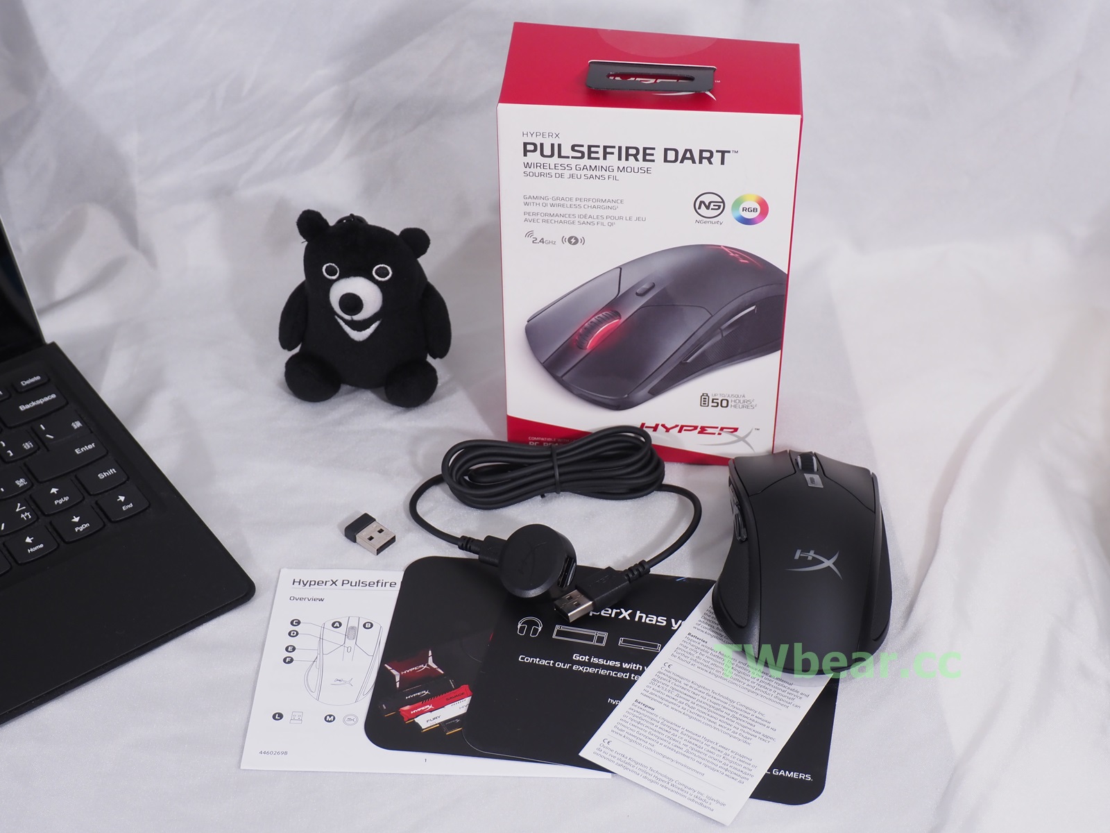 電腦周邊開箱評測 熱血拚搏就手 無線便利有線好用直覺讓人安心推薦的多元多介質可qi無線充電hyperx Pulsefire Dart無線電競滑鼠 換了再上 對自己好一點其實很簡單 熊愛3c 內含抽獎活動資訊 Yamaha機車一台 台灣熊部落格